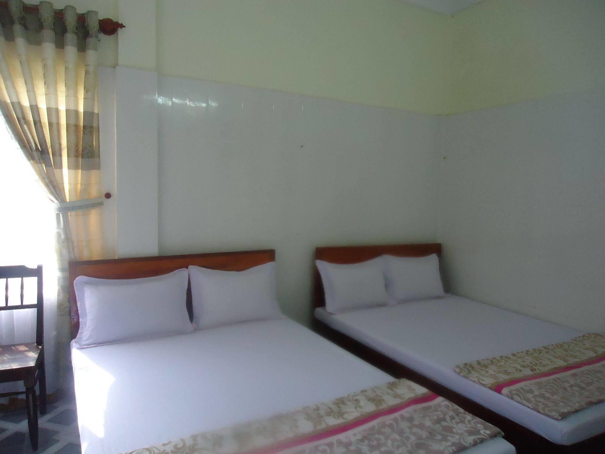 Anh Linh 1 Hotel 洞海 外观 照片