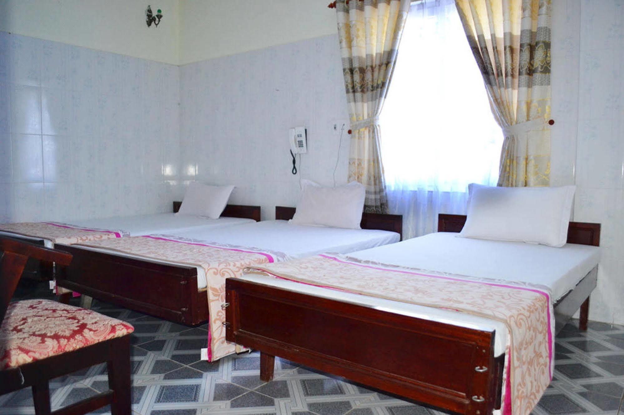 Anh Linh 1 Hotel 洞海 外观 照片