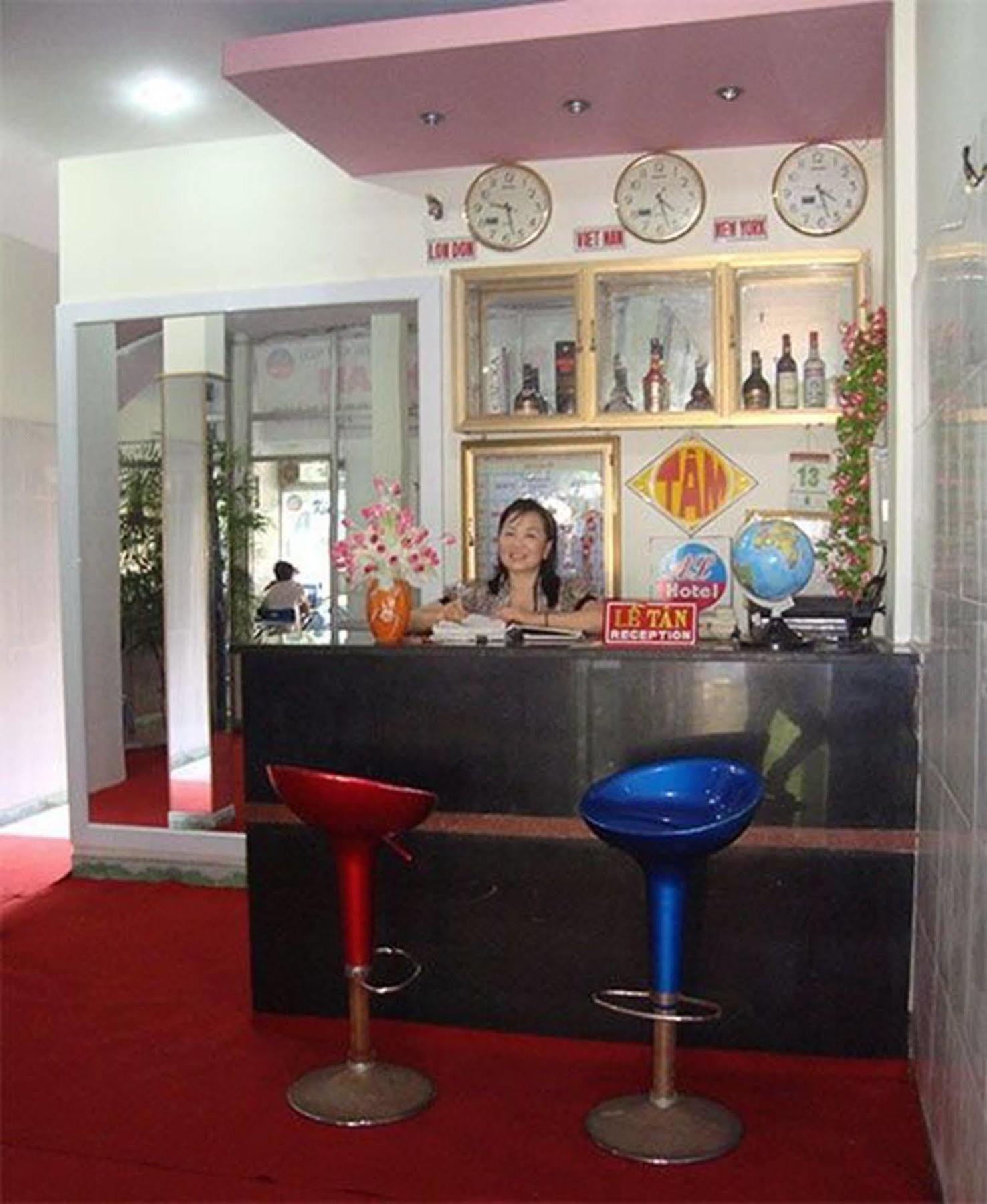Anh Linh 1 Hotel 洞海 外观 照片