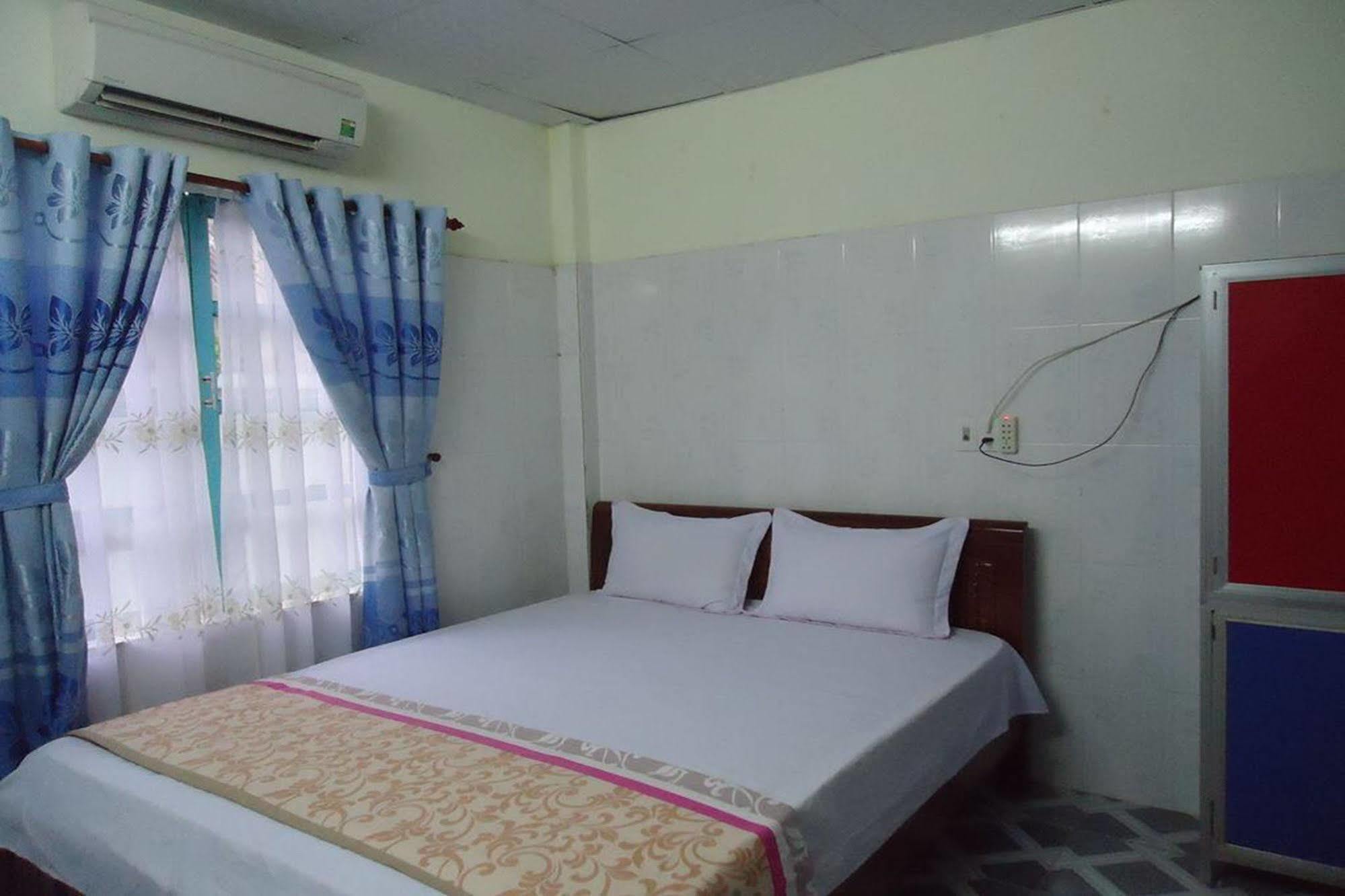 Anh Linh 1 Hotel 洞海 外观 照片