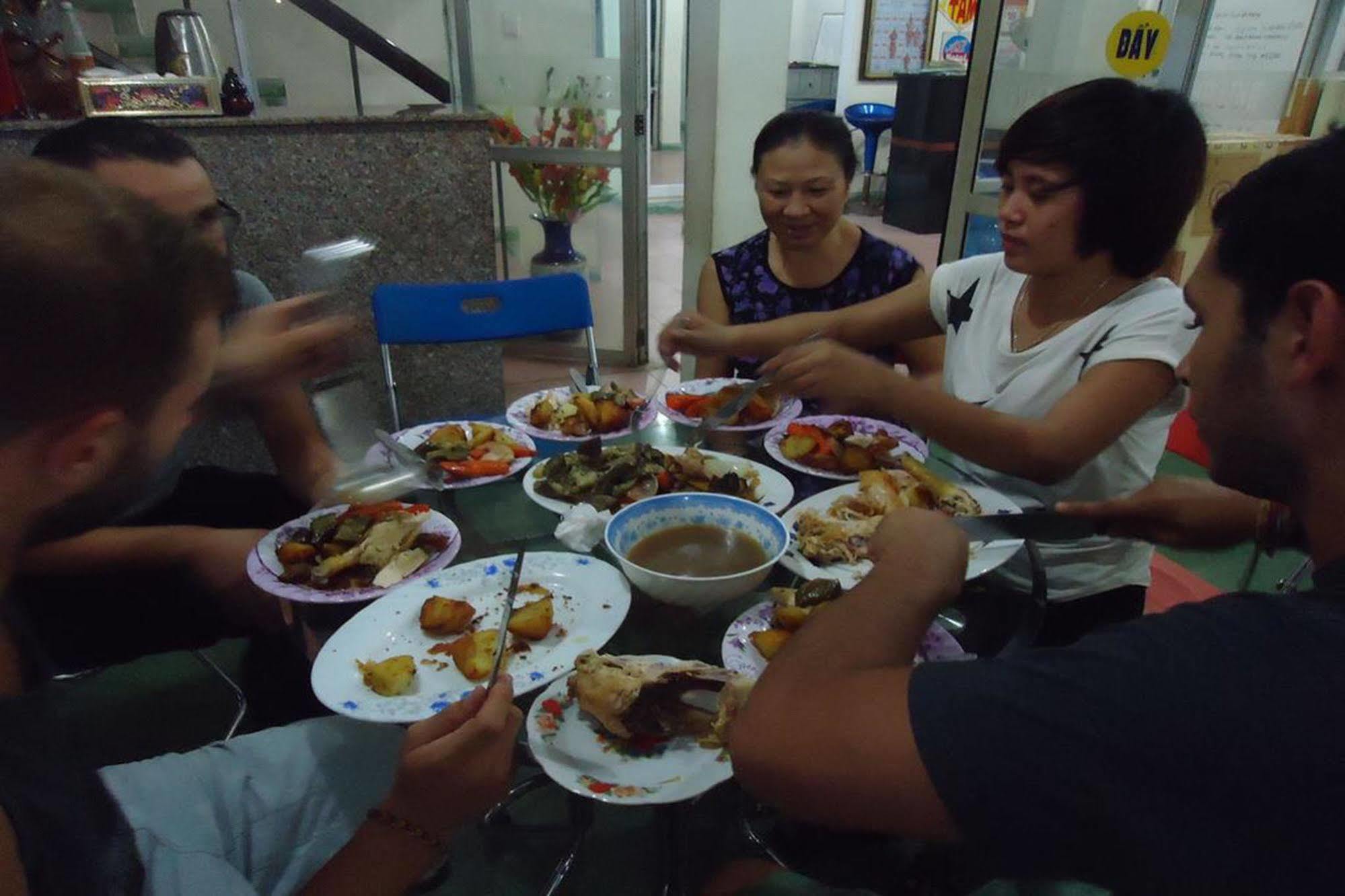 Anh Linh 1 Hotel 洞海 外观 照片