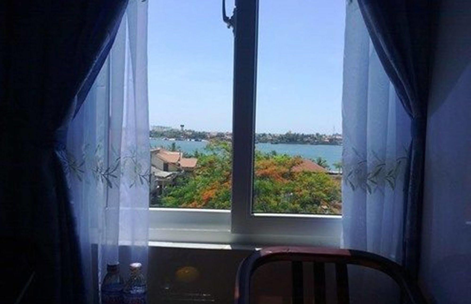 Anh Linh 1 Hotel 洞海 外观 照片